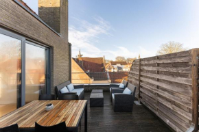 Duplex in hartje Brugge met ruim zonneterras 2p